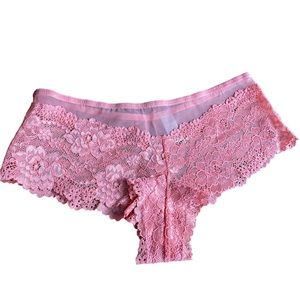 [Victoria’s Secret] Peach Lace and Mesh Cheekie Panty